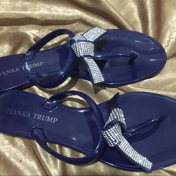 ivanka trump flip flops